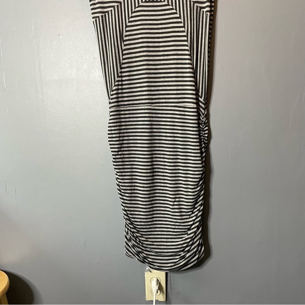 Athleta Black and gray striped ruched Midi Dress size small body con - Picture 10 of 10